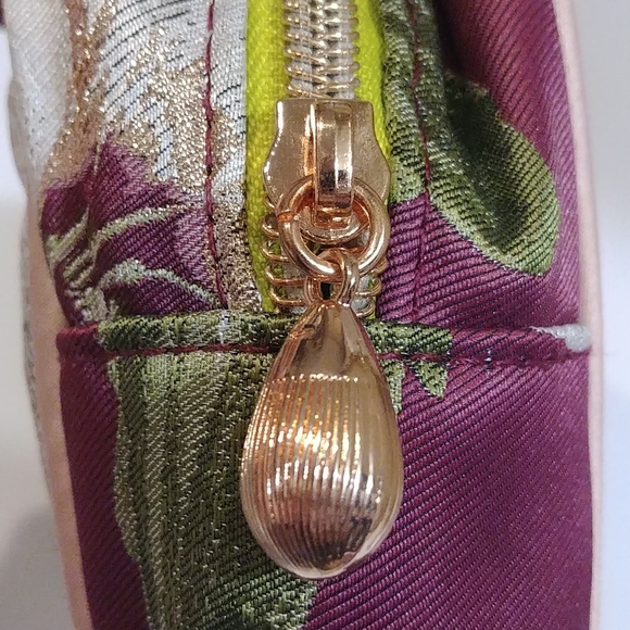 Ted Baker Floral Makeup Case - Picture 3 of 10